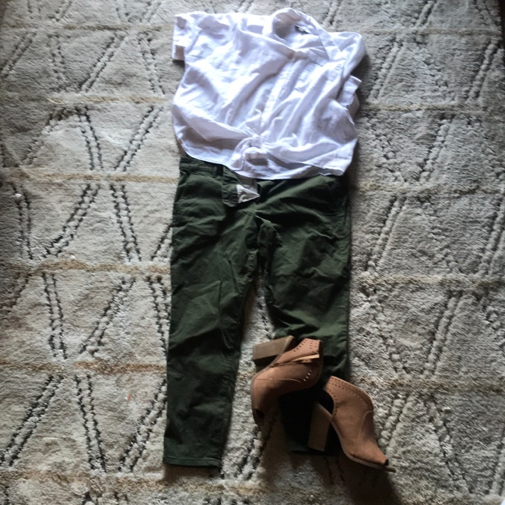 Olive green skinny pants